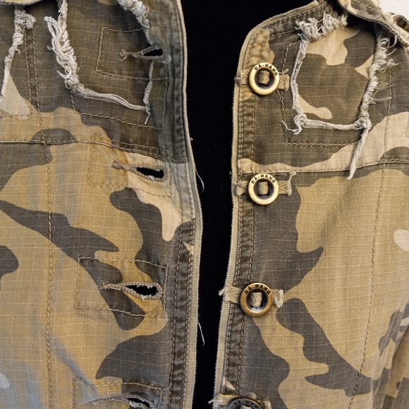 Da-Nang Silk Blend Distressed Camo Military Style Cropped Utility Jacket - Picture 9 of 13